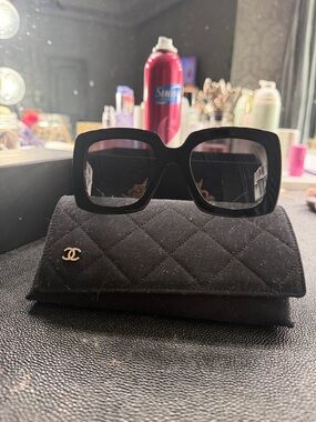 CHANEL Runway collection Black Square Oversized Sunglasses with Quilted CC Case